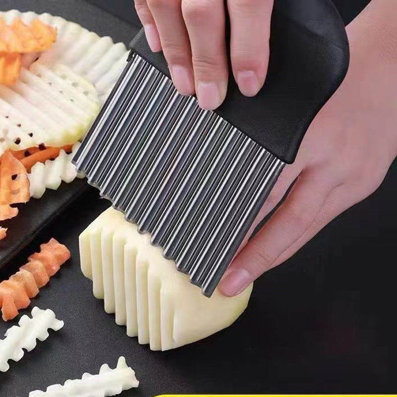 Large Crinkle Cutter,French Fry Slicer,Potato Knife Cutter Fruit Vegetable Wavy Chopper,Knife Stainless Steel Blade Cutting Tool (Option: Black)